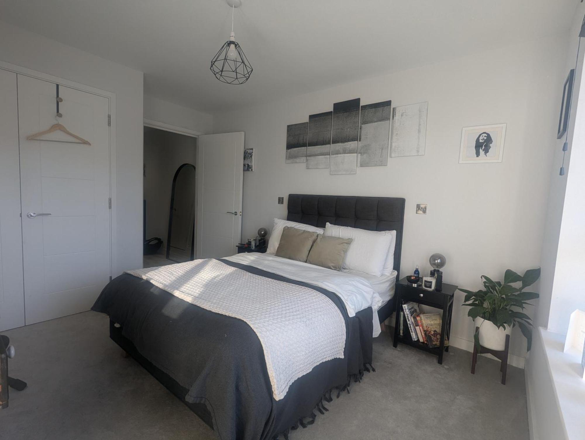 Stylish Harbourside Apartment Bristol